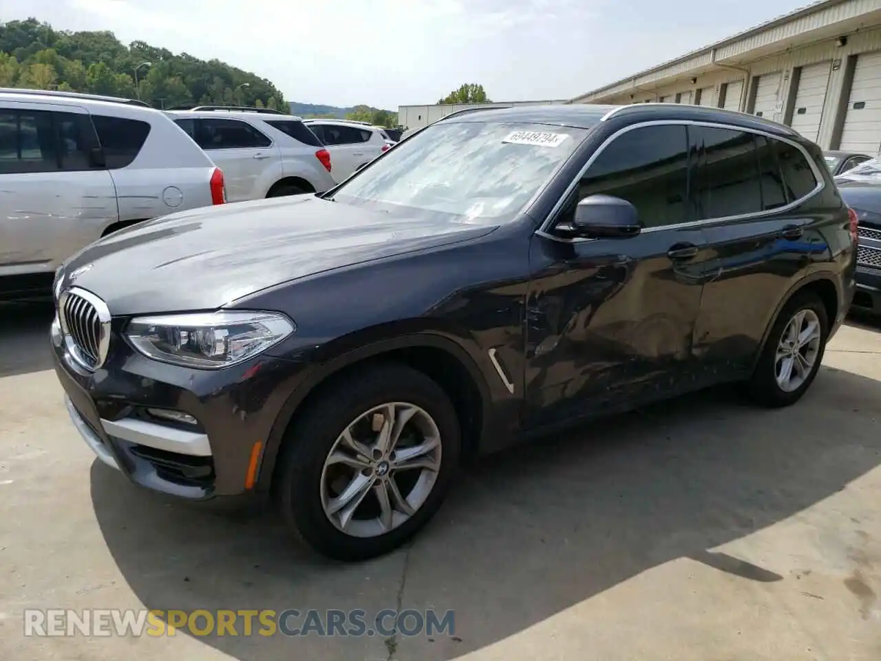 1 Photograph of a damaged car 5UXTY5C0XL9B39052 BMW X3 2020