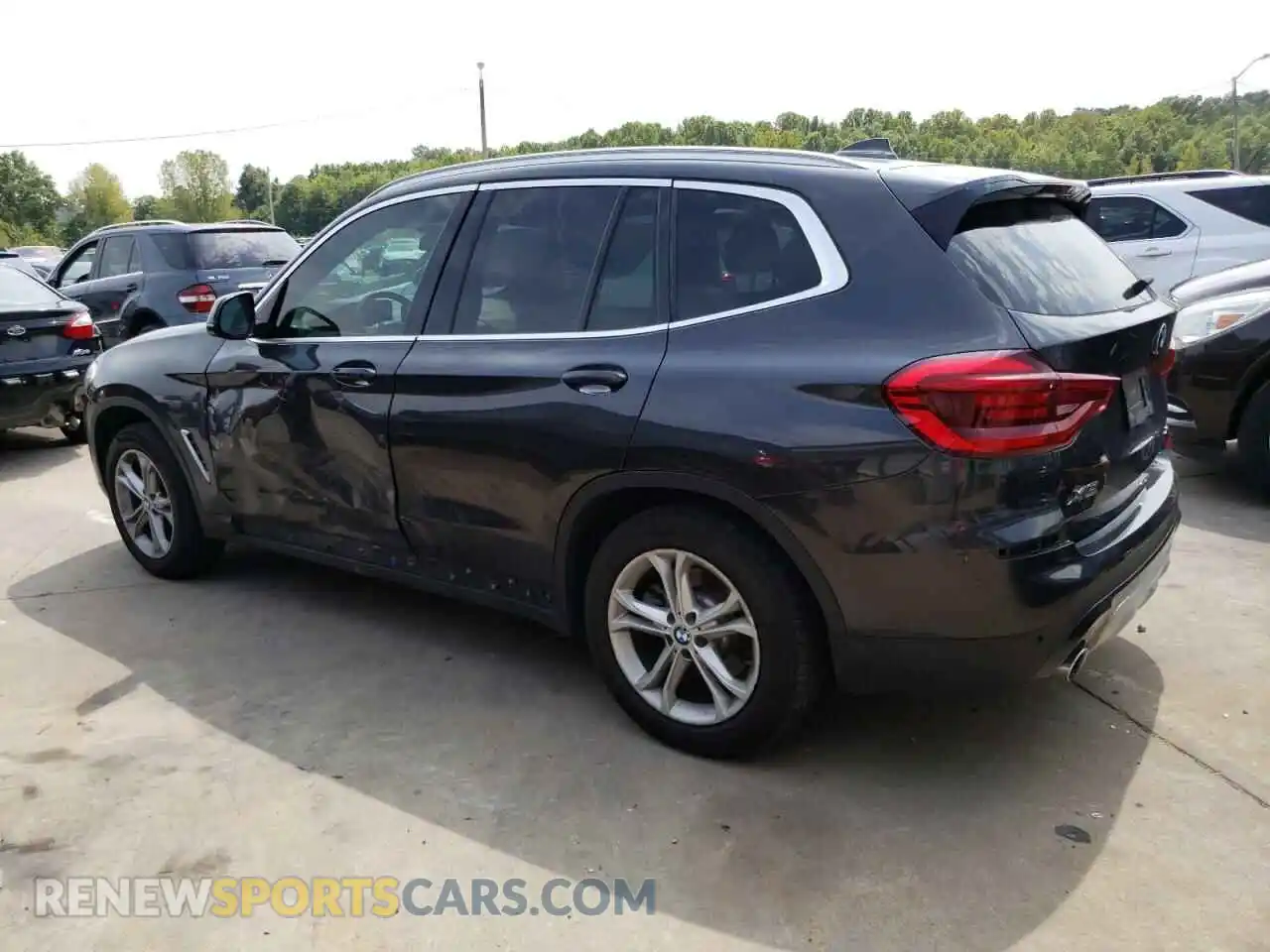 2 Photograph of a damaged car 5UXTY5C0XL9B39052 BMW X3 2020