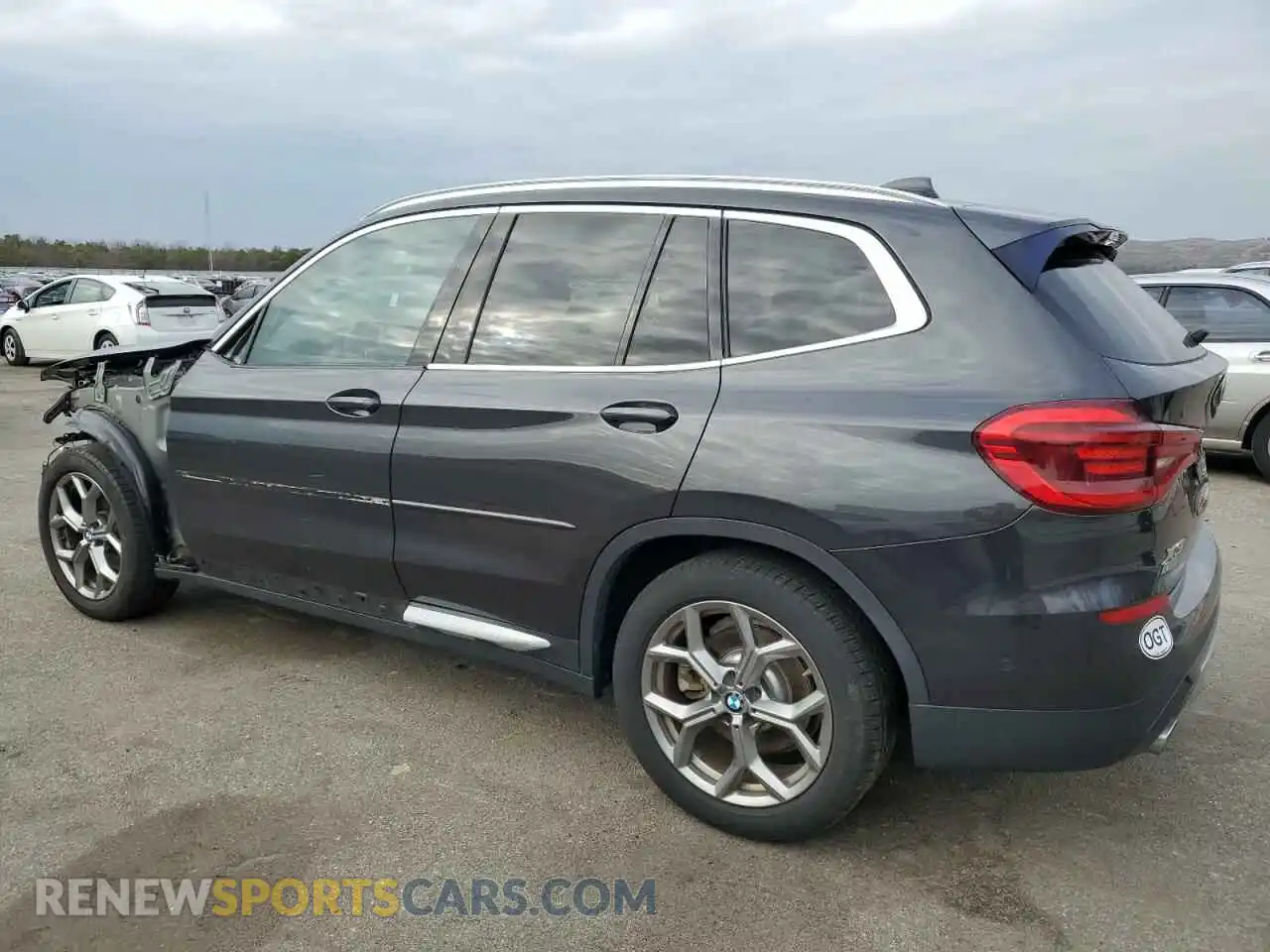 2 Photograph of a damaged car 5UXTY5C0XL9B87764 BMW X3 2020