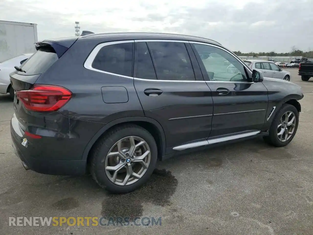 3 Photograph of a damaged car 5UXTY5C0XL9B87764 BMW X3 2020