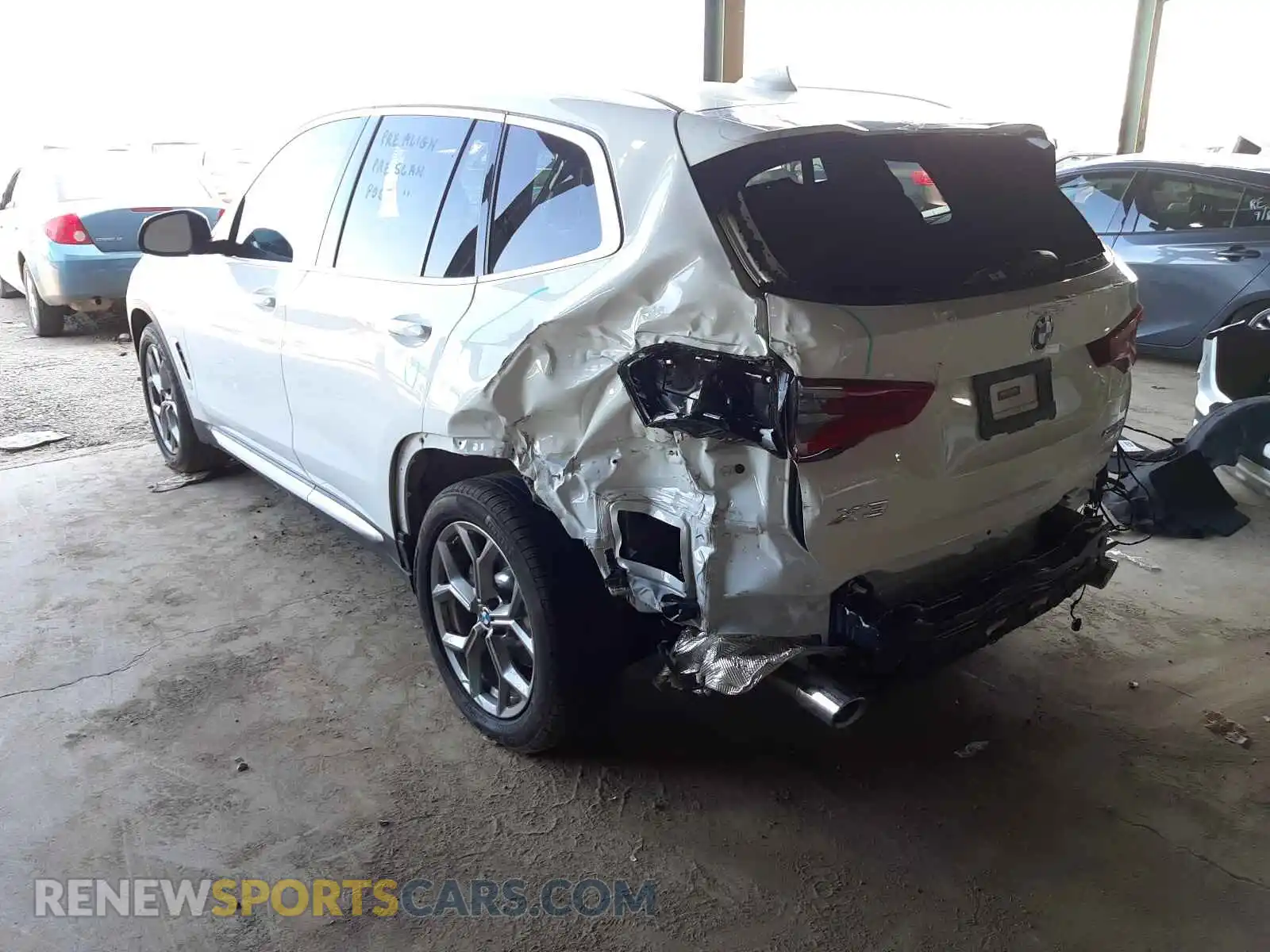 3 Photograph of a damaged car 5UXTY5C0XL9D47738 BMW X3 2020