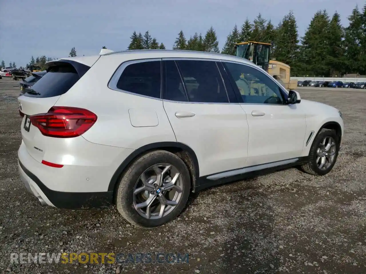 3 Photograph of a damaged car 5UXTY5C0XLLT32740 BMW X3 2020