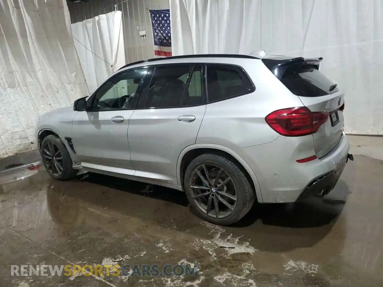2 Photograph of a damaged car 5UXTY9C03L9B37795 BMW X3 2020