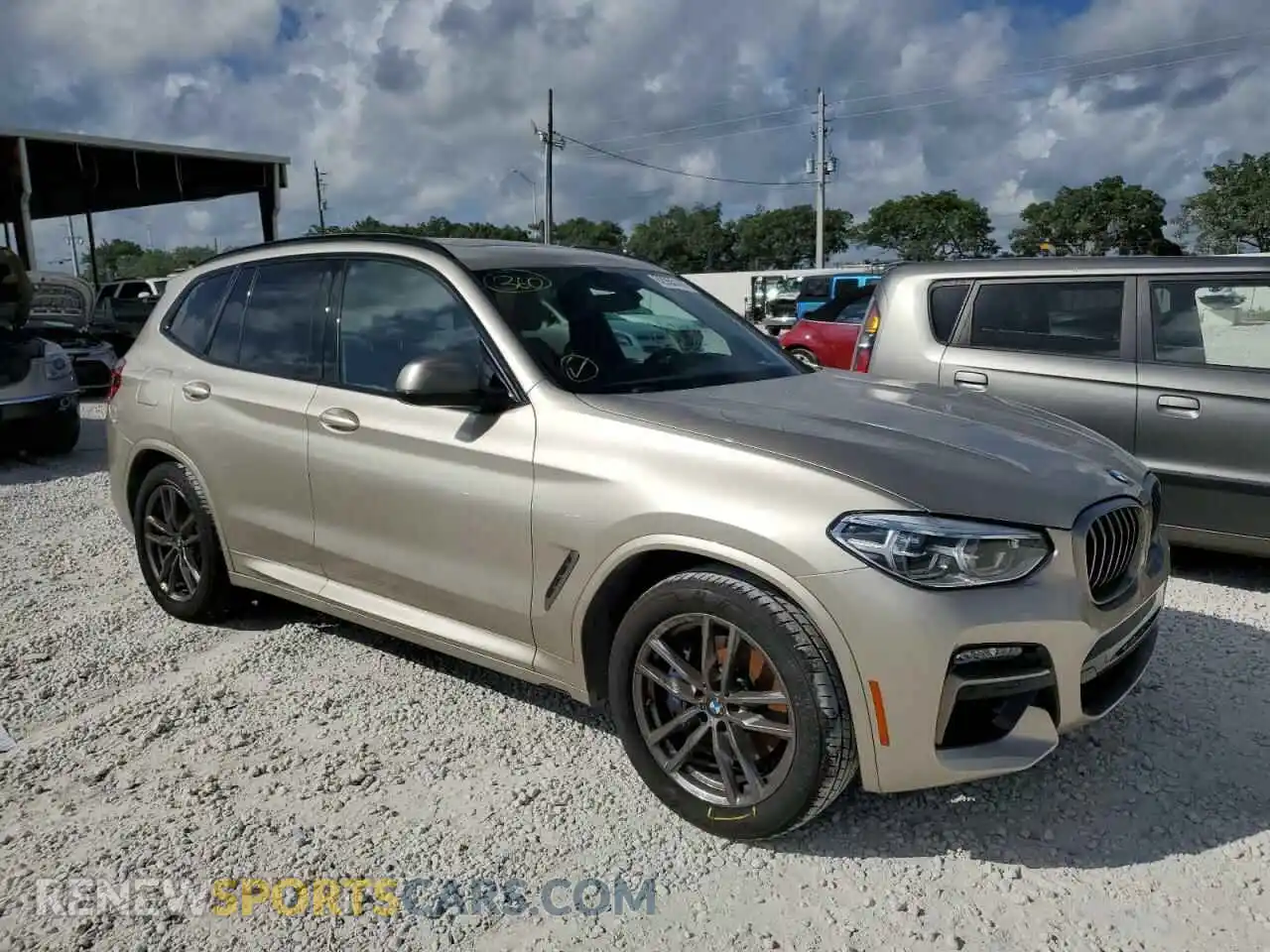 1 Photograph of a damaged car 5UXTY9C08L9B80402 BMW X3 2020