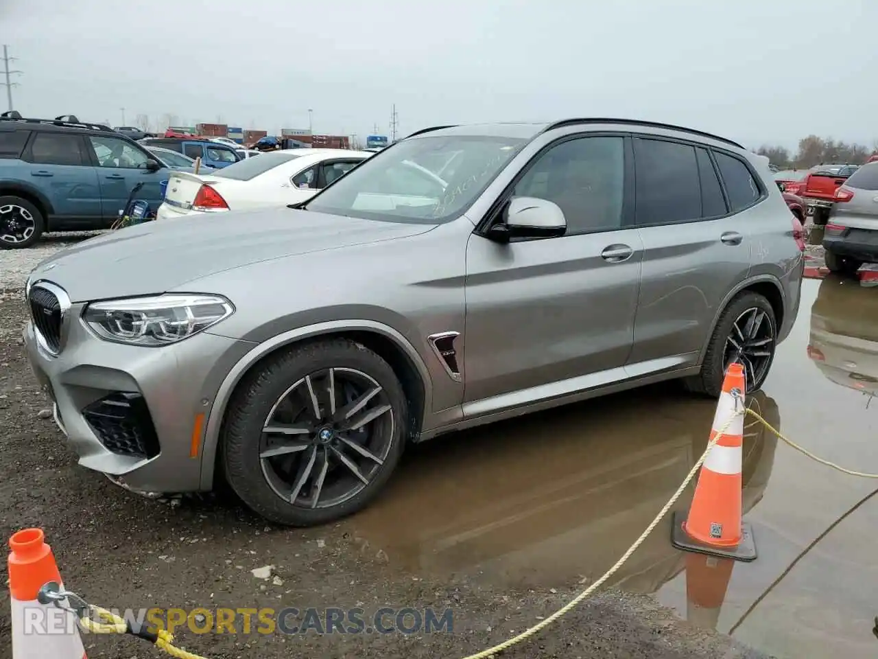 1 Photograph of a damaged car 5YMTS0C00LLT09965 BMW X3 2020