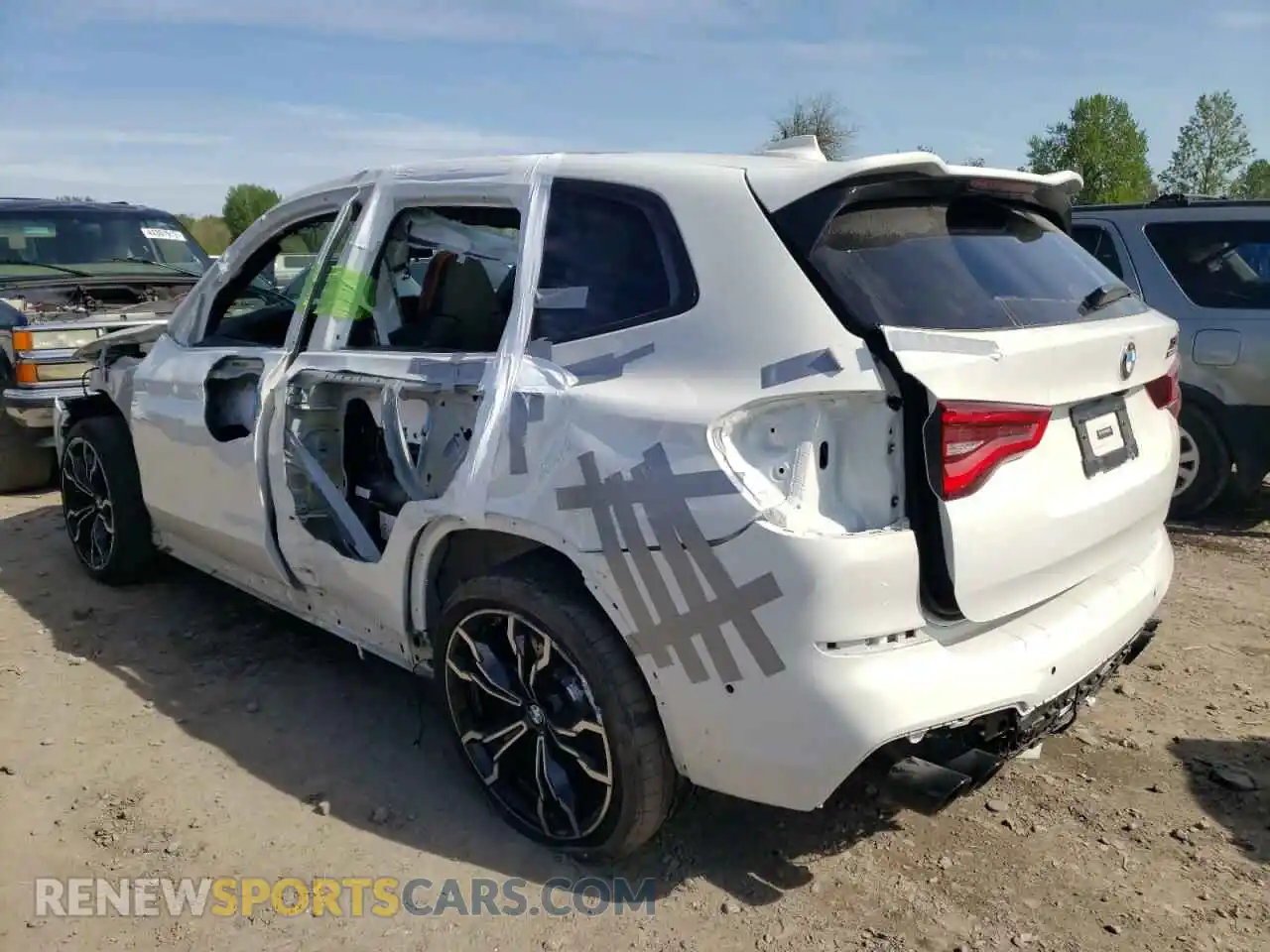 3 Photograph of a damaged car 5YMTS0C02LLT11071 BMW X3 2020
