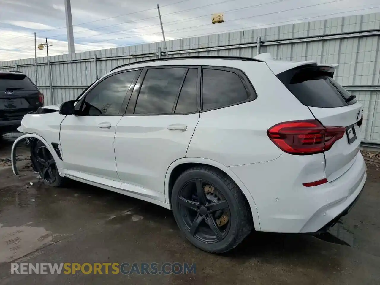 2 Photograph of a damaged car 5YMTS0C06L9B27171 BMW X3 2020
