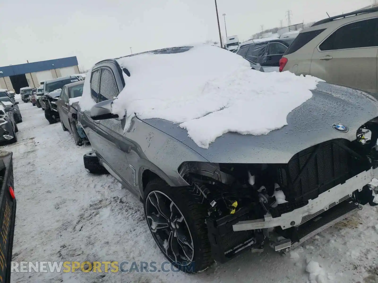 1 Photograph of a damaged car 5YMTS0C07L9B65444 BMW X3 2020