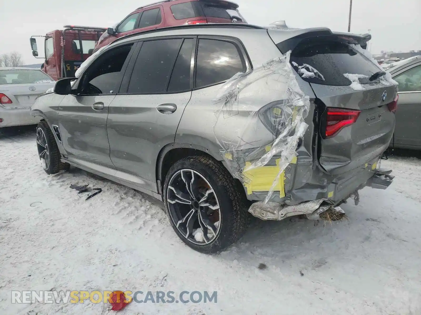 3 Photograph of a damaged car 5YMTS0C07L9B65444 BMW X3 2020