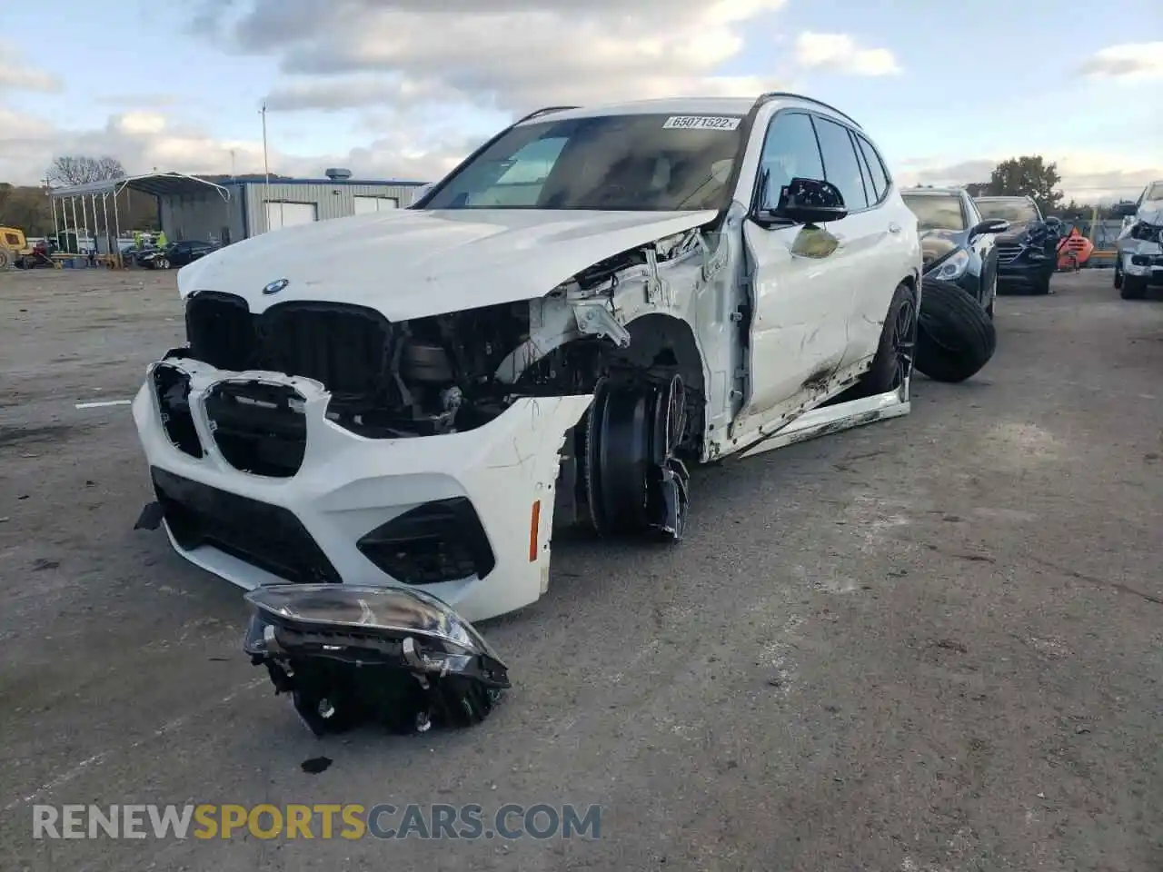 2 Фотография поврежденного автомобиля 5YMTS0C09L9B55367 BMW X3 2020