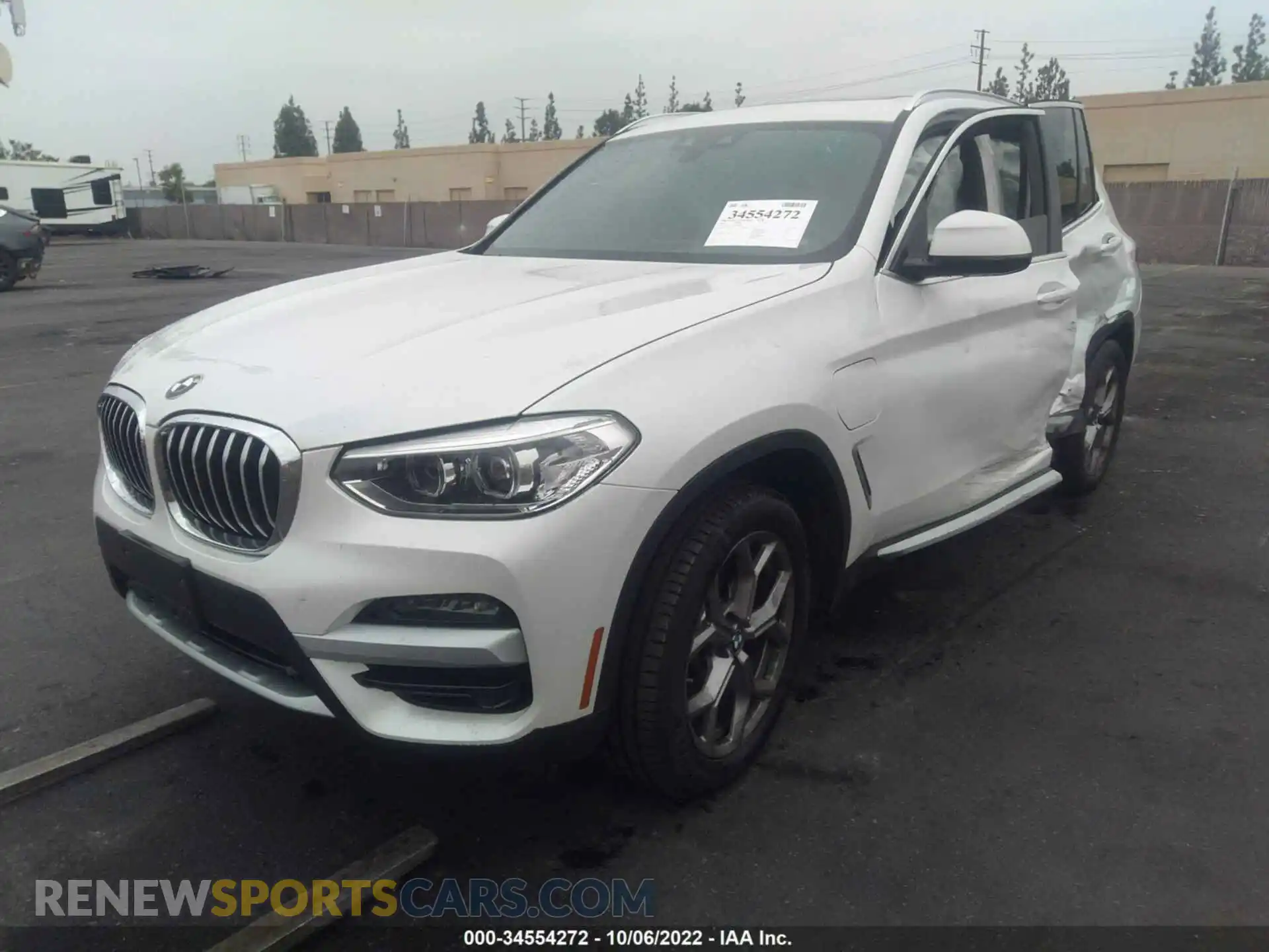 2 Photograph of a damaged car 5UXTS1C00M9D75415 BMW X3 2021