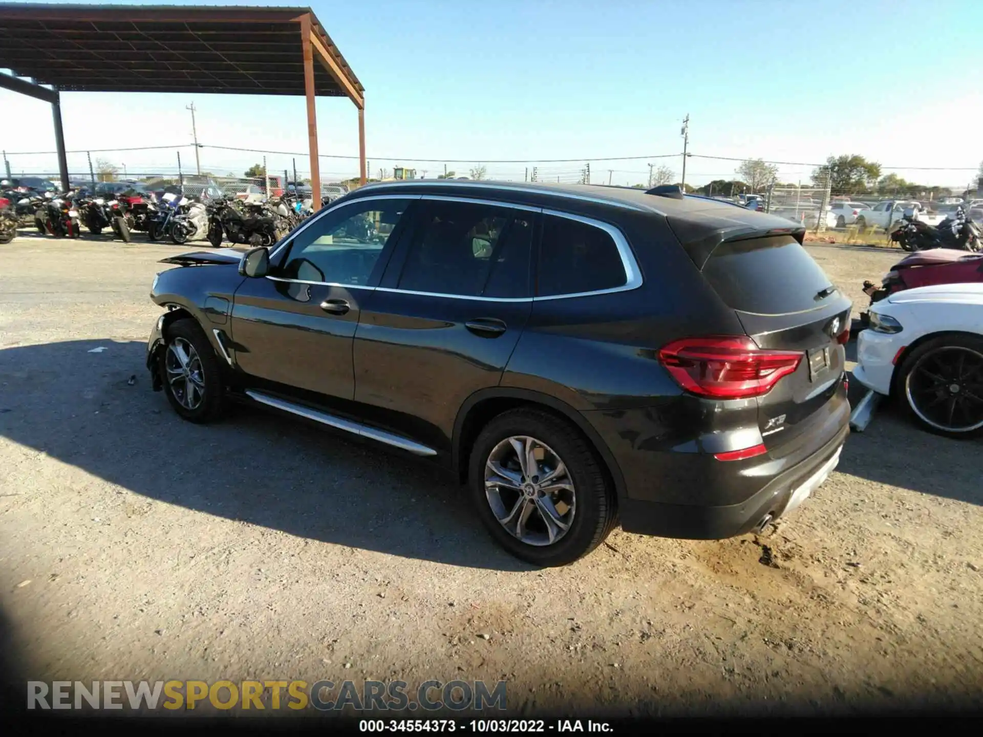 3 Photograph of a damaged car 5UXTS1C01M9F37083 BMW X3 2021
