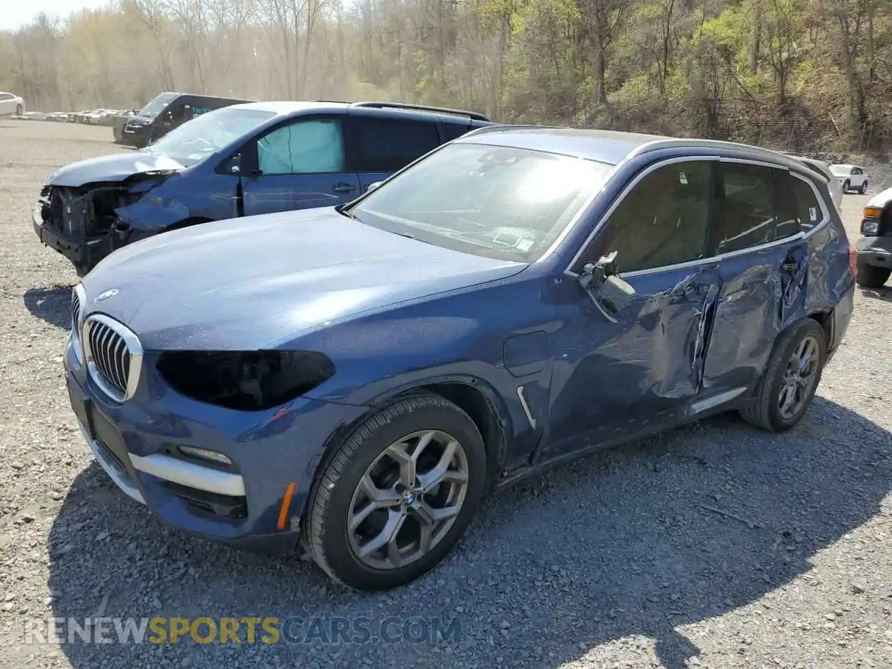 1 Photograph of a damaged car 5UXTS1C03M9E02168 BMW X3 2021