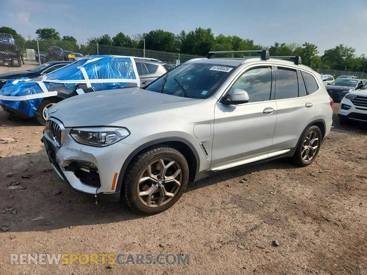1 Photograph of a damaged car 5UXTS1C07M9F21311 BMW X3 2021
