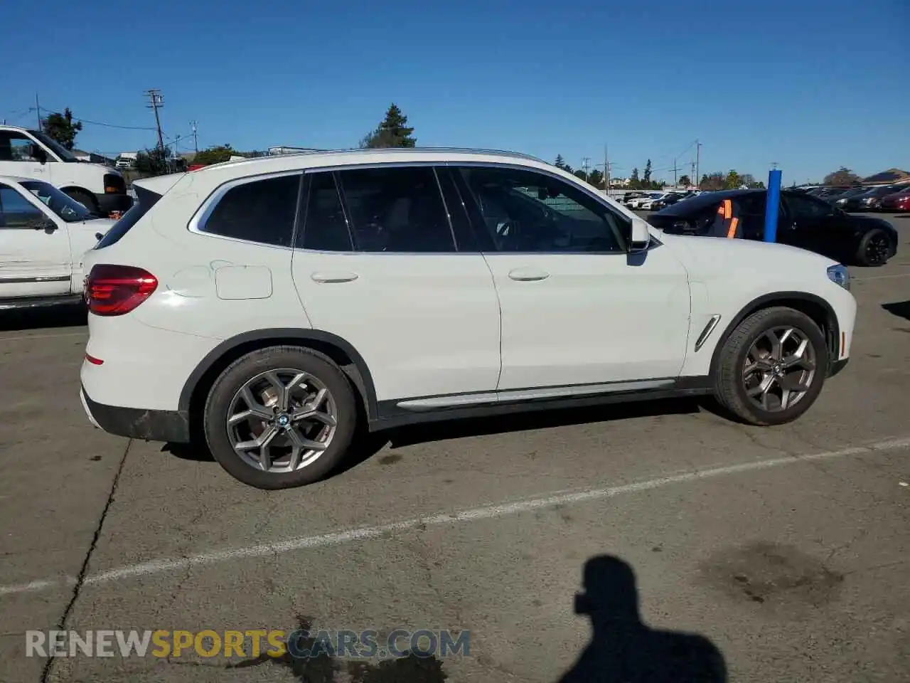 3 Photograph of a damaged car 5UXTS1C09M9F50471 BMW X3 2021