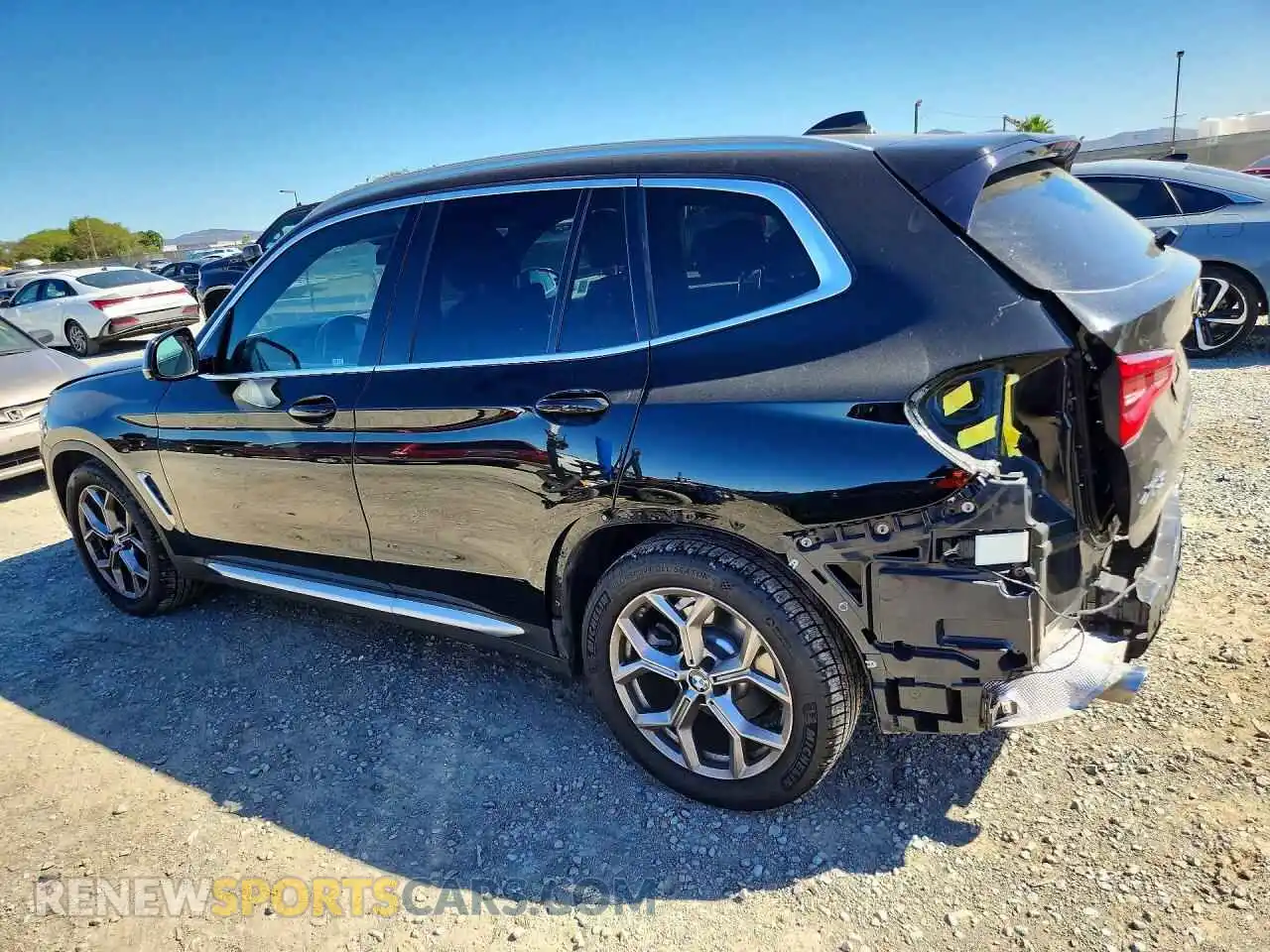 2 Photograph of a damaged car 5UXTY3C00M9D79863 BMW X3 2021