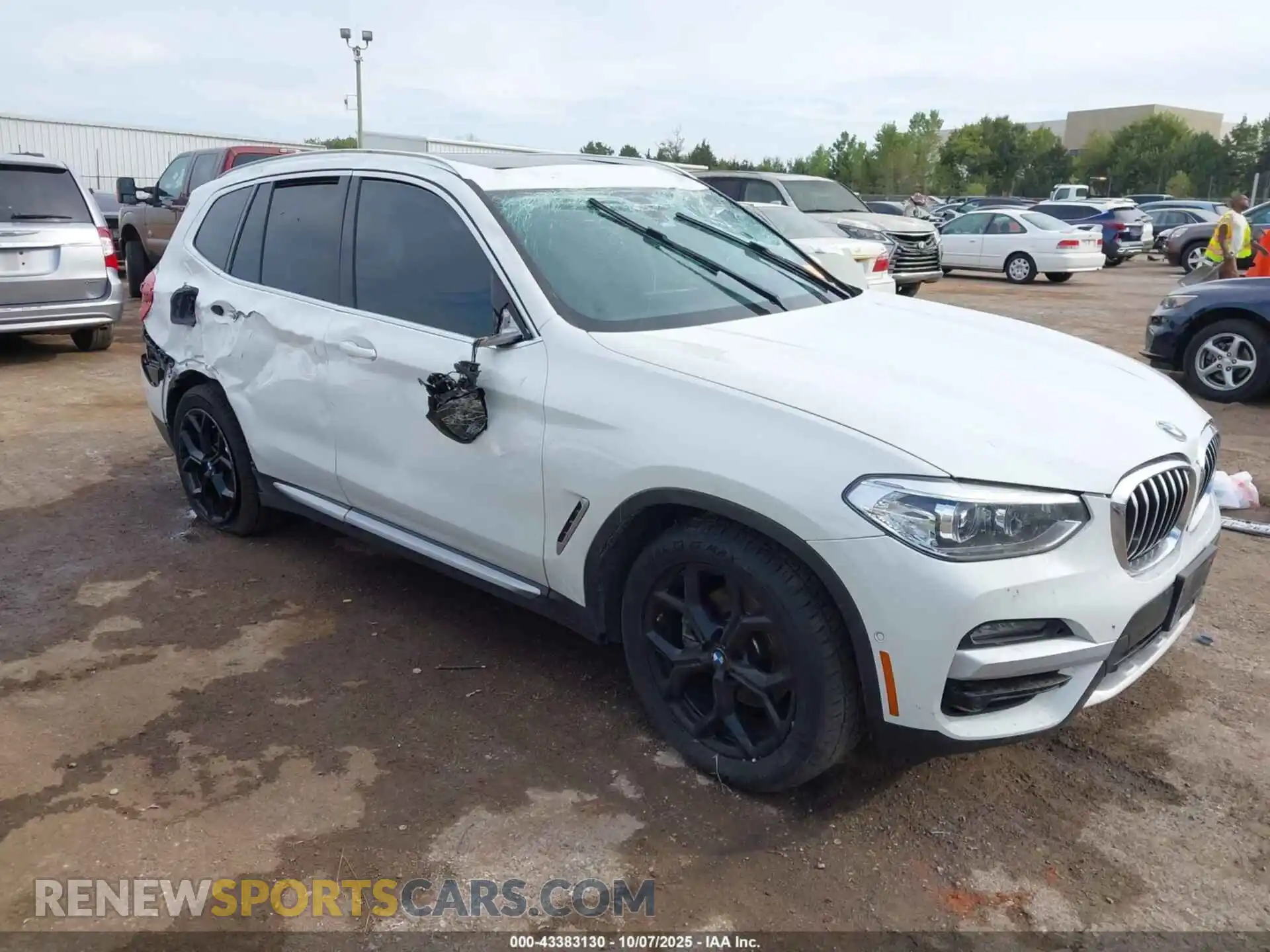 1 Photograph of a damaged car 5UXTY3C00M9D90801 BMW X3 2021