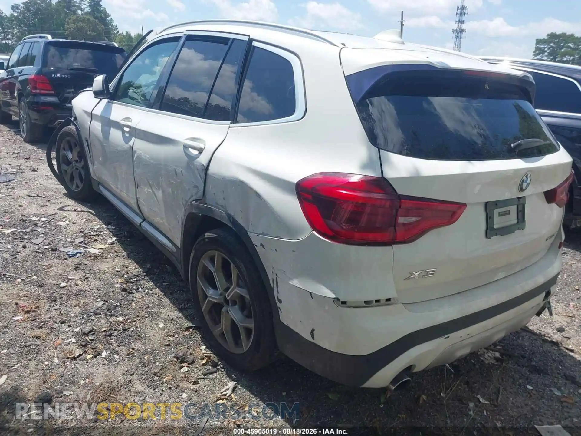 3 Photograph of a damaged car 5UXTY3C00M9F70179 BMW X3 2021