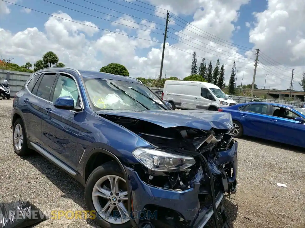 1 Photograph of a damaged car 5UXTY3C00M9H24499 BMW X3 2021