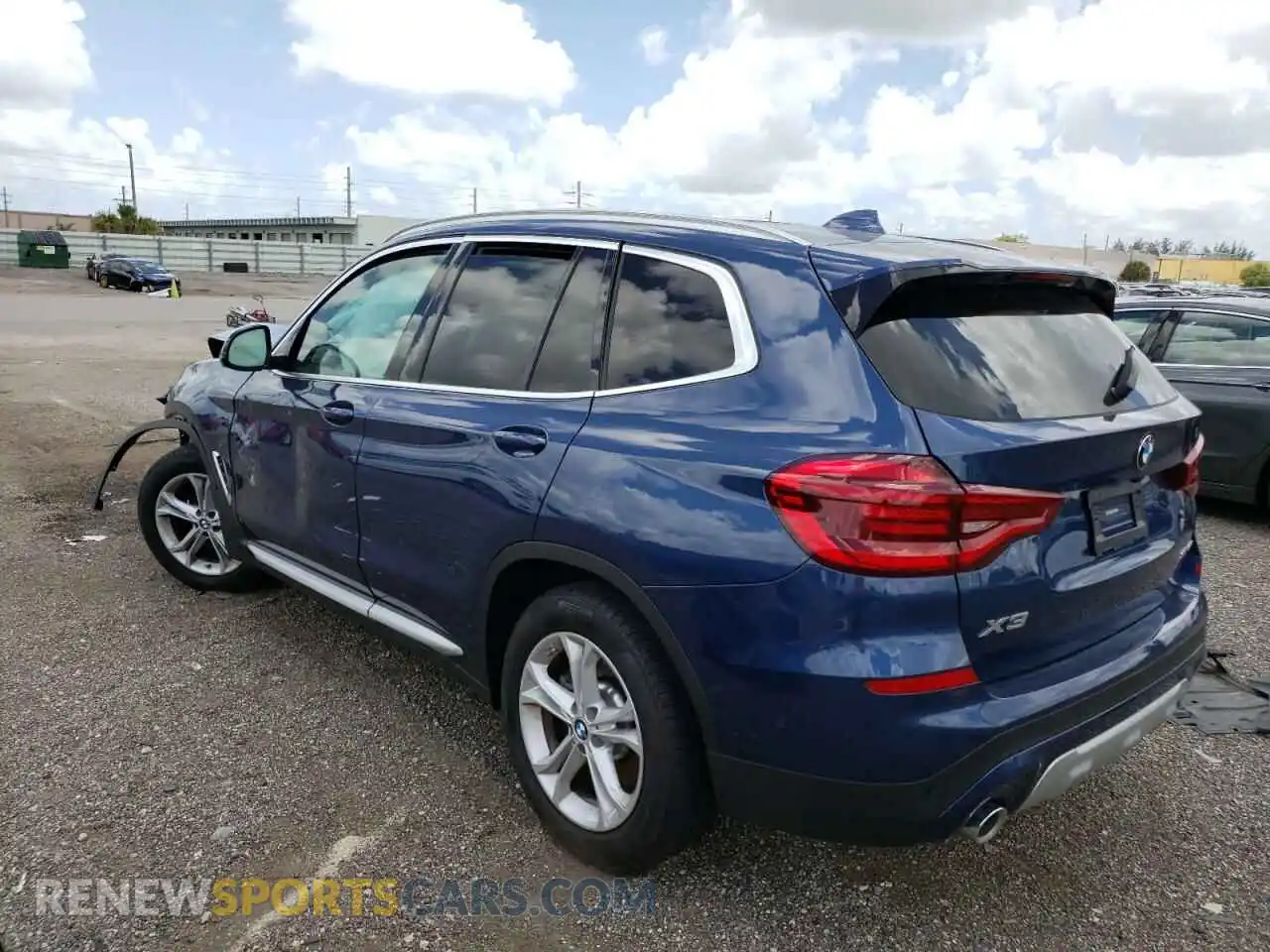3 Photograph of a damaged car 5UXTY3C00M9H24499 BMW X3 2021
