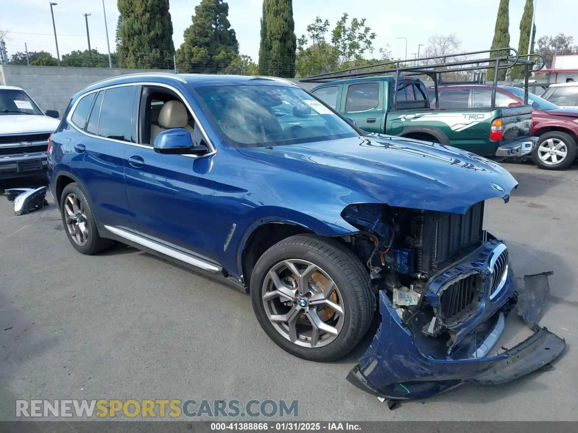 1 Photograph of a damaged car 5UXTY3C01M9F84768 BMW X3 2021