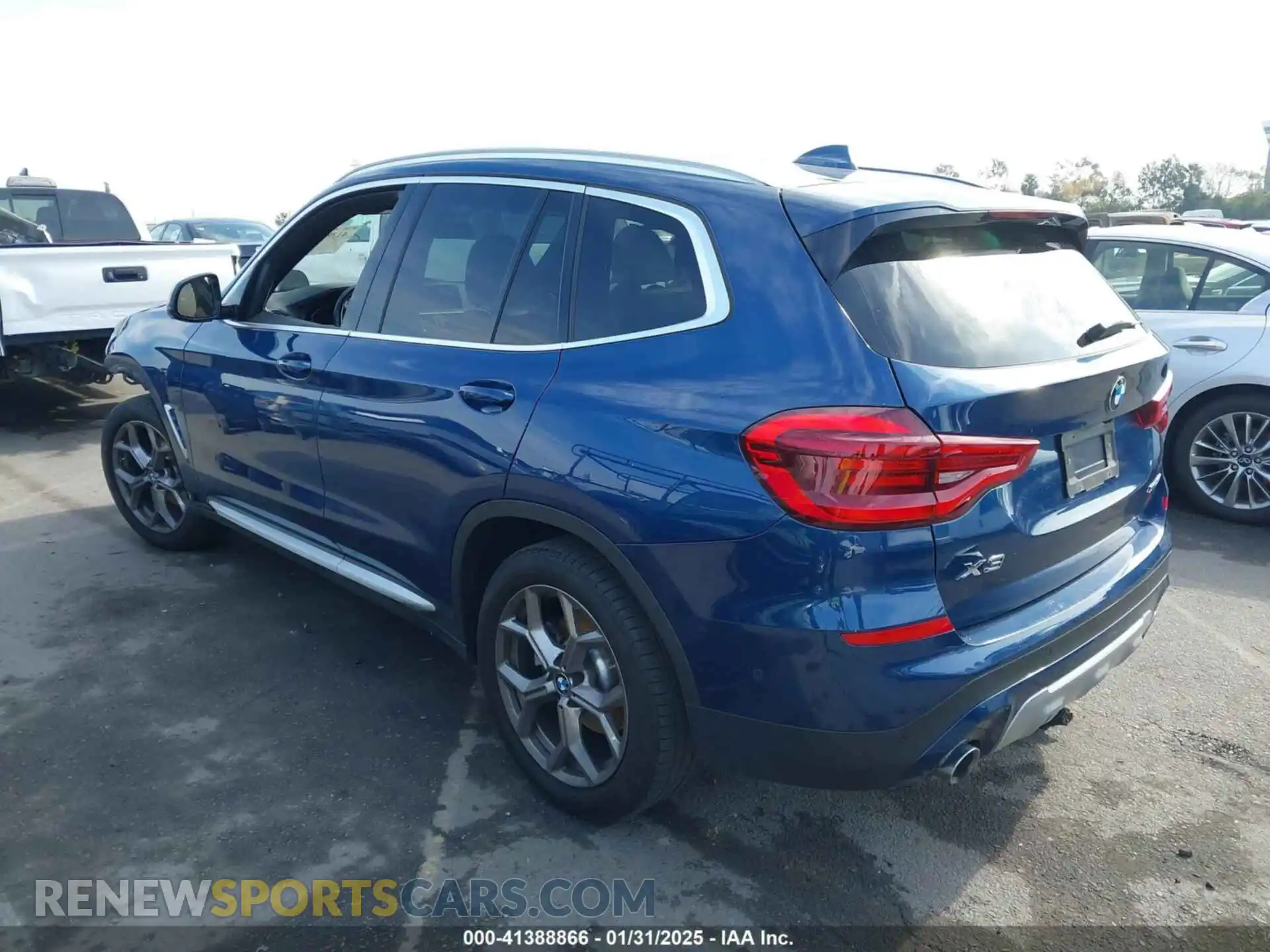 3 Photograph of a damaged car 5UXTY3C01M9F84768 BMW X3 2021