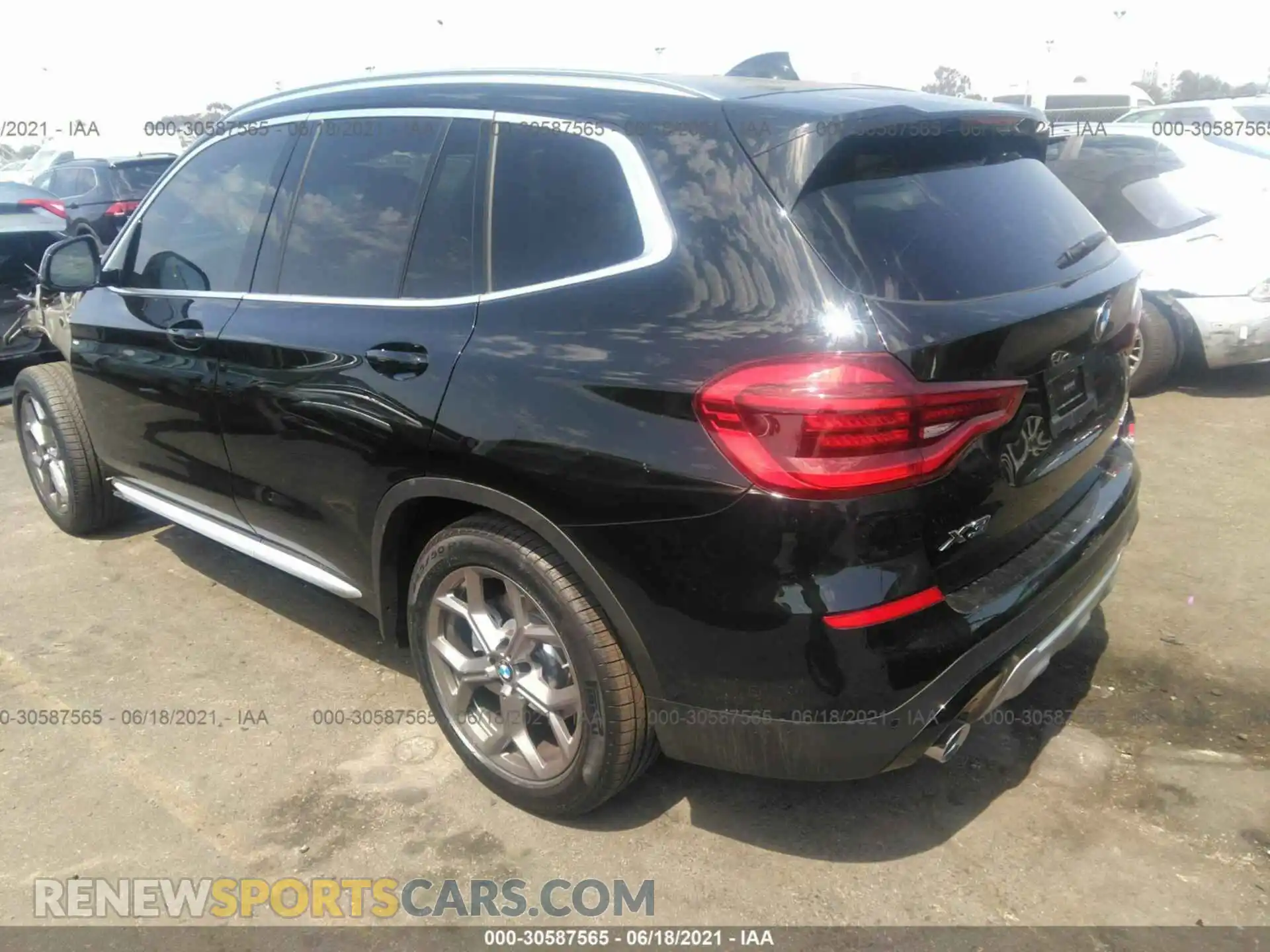 3 Photograph of a damaged car 5UXTY3C01M9G11631 BMW X3 2021