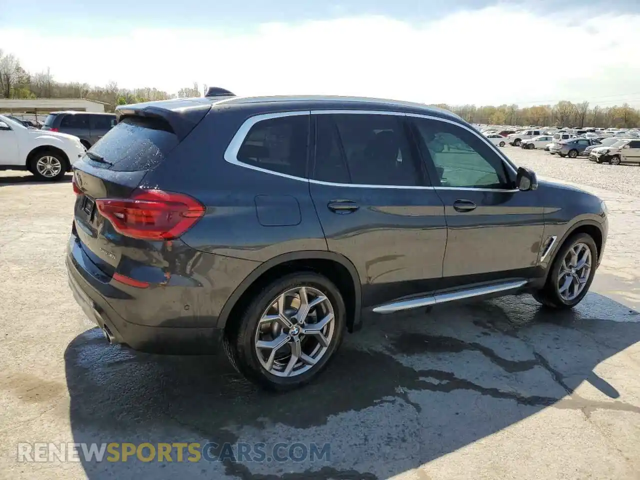 3 Photograph of a damaged car 5UXTY3C01M9H69936 BMW X3 2021