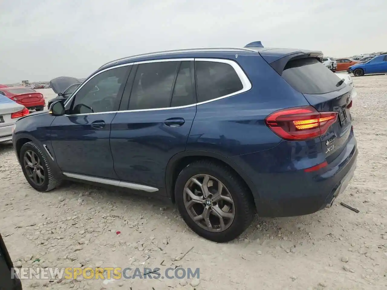 2 Фотография поврежденного автомобиля 5UXTY3C01M9H77809 BMW X3 2021