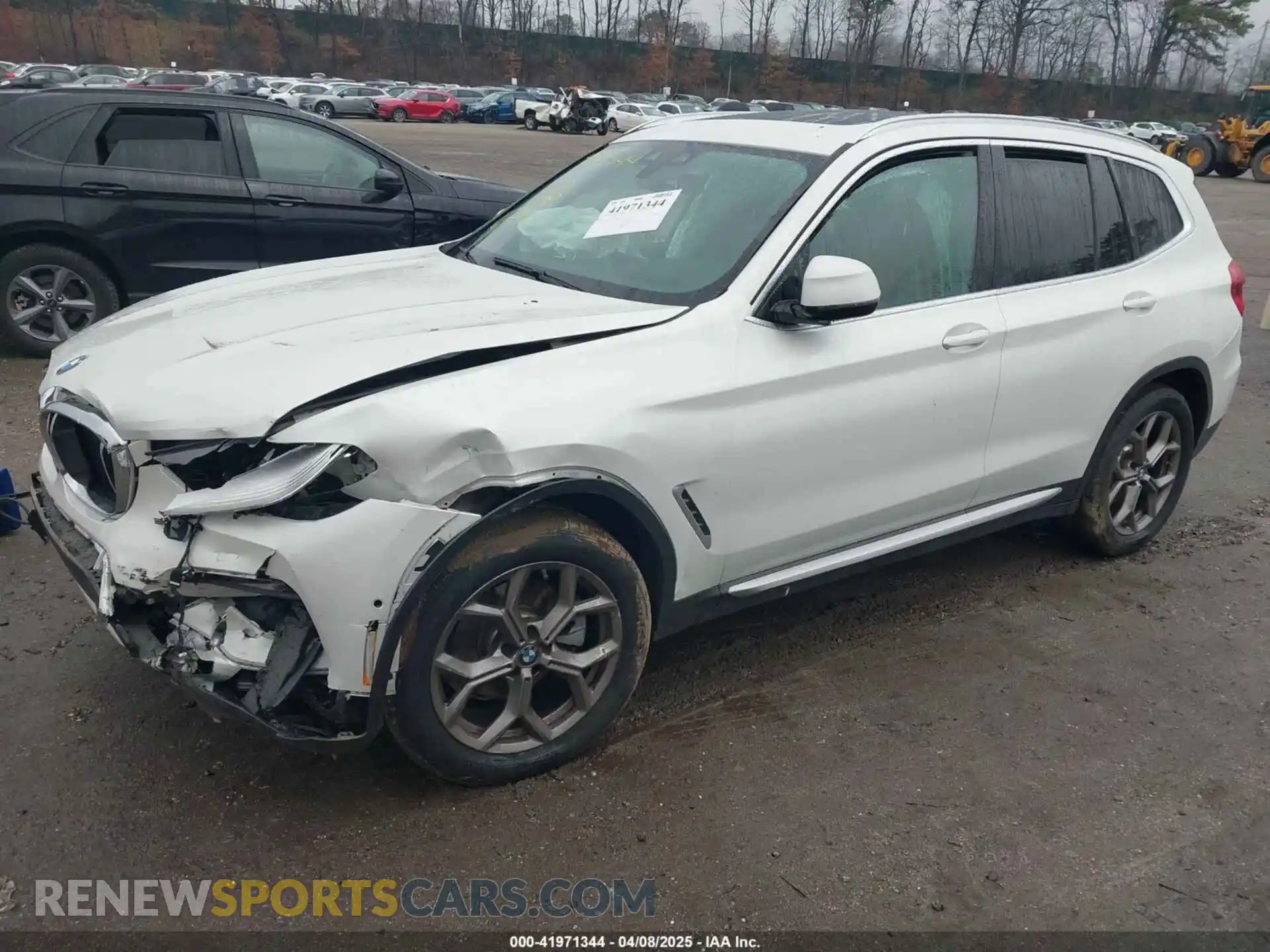 2 Photograph of a damaged car 5UXTY3C01M9H84842 BMW X3 2021