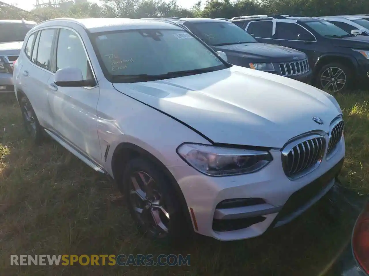 1 Photograph of a damaged car 5UXTY3C02M9E14404 BMW X3 2021