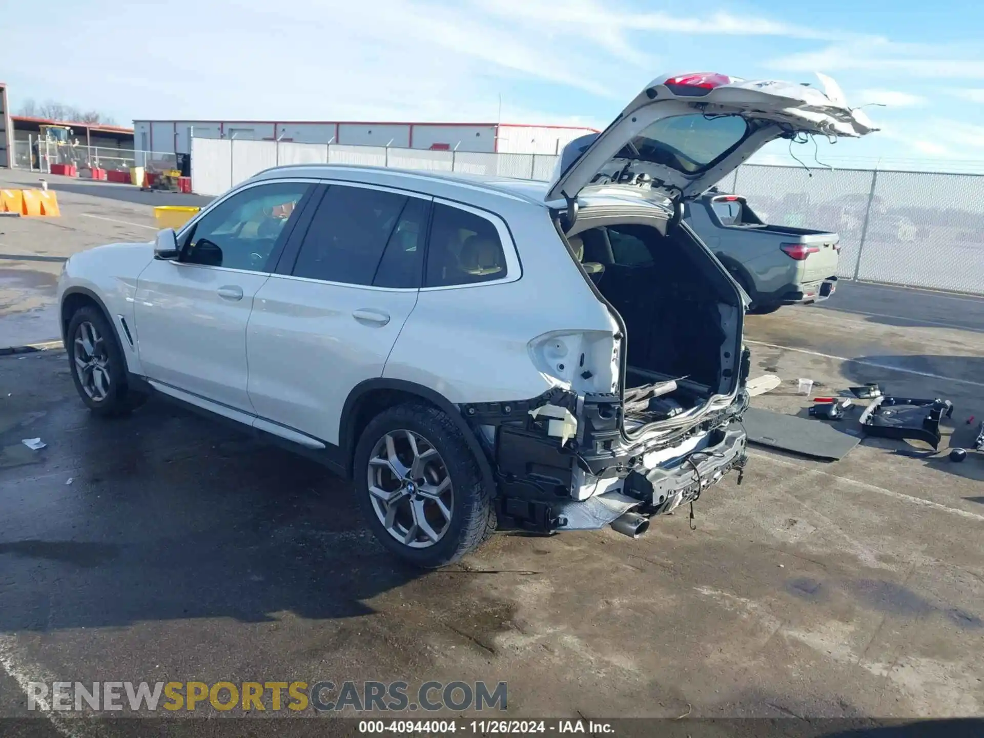 3 Photograph of a damaged car 5UXTY3C02M9E72948 BMW X3 2021