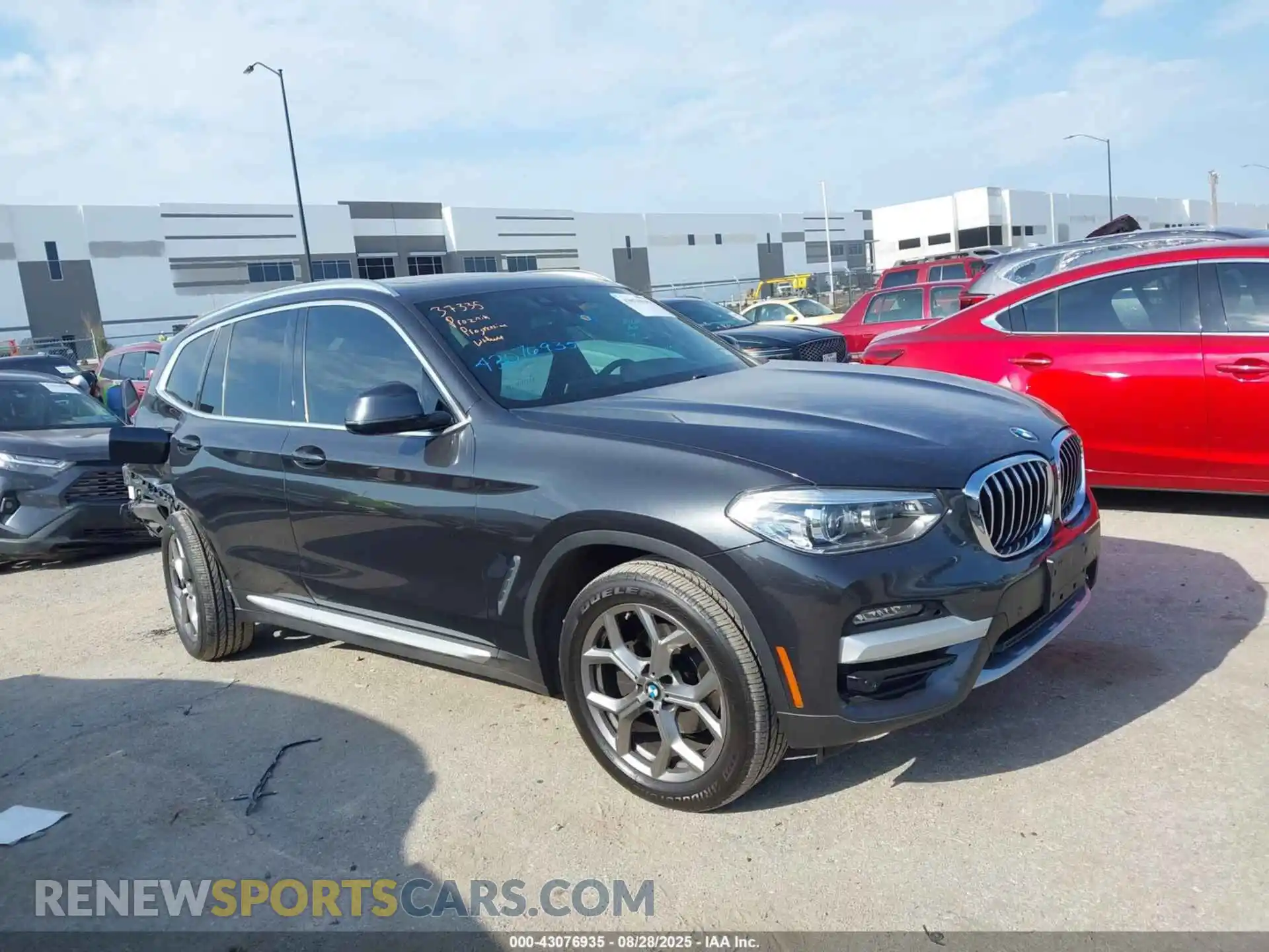1 Photograph of a damaged car 5UXTY3C02M9F59197 BMW X3 2021