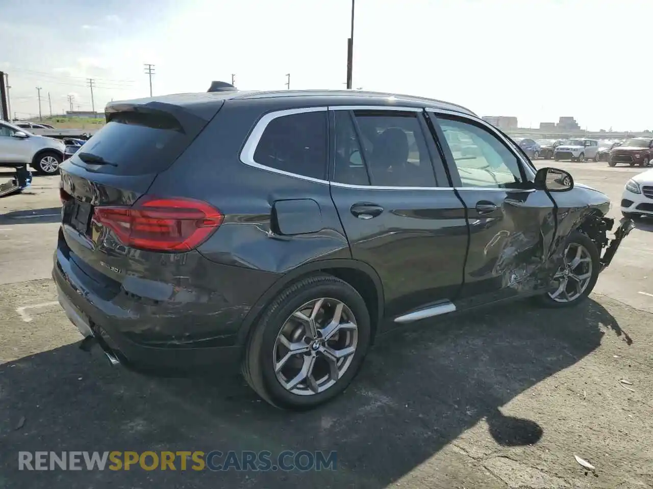 3 Photograph of a damaged car 5UXTY3C02M9G49787 BMW X3 2021
