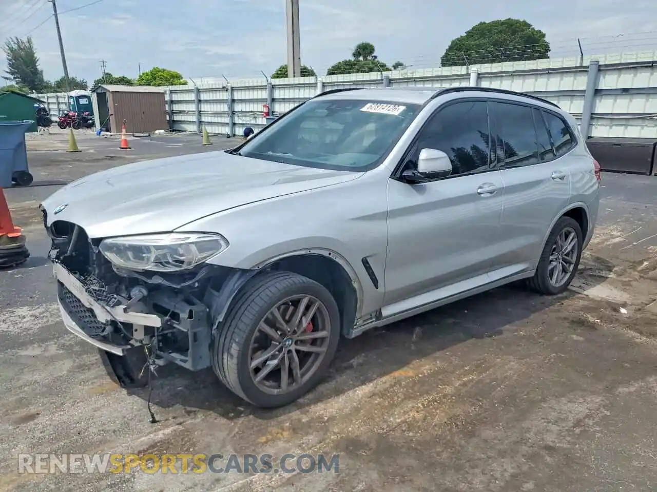 1 Фотография поврежденного автомобиля 5UXTY3C02M9H43667 BMW X3 2021