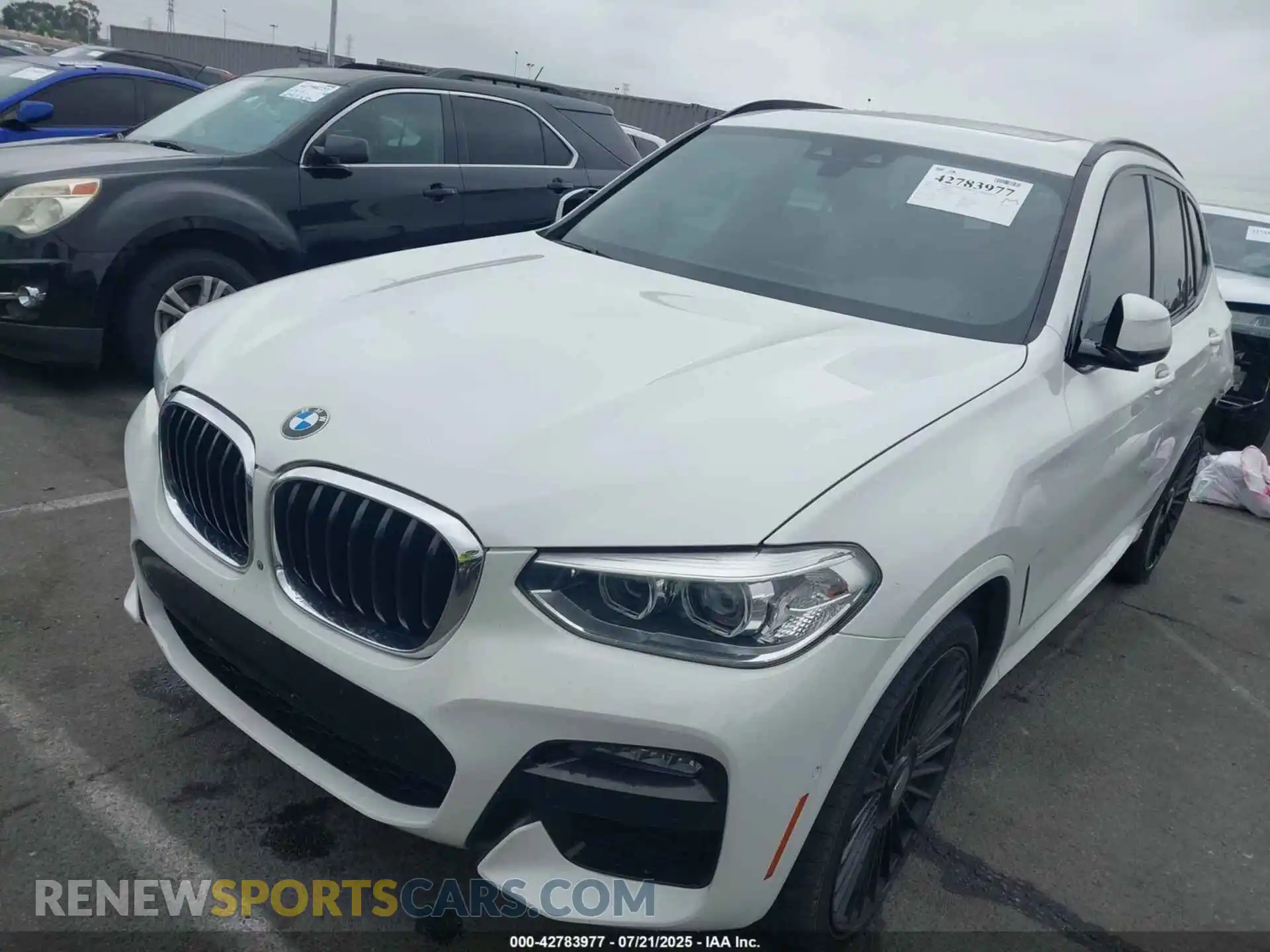 2 Photograph of a damaged car 5UXTY3C03M9D84572 BMW X3 2021