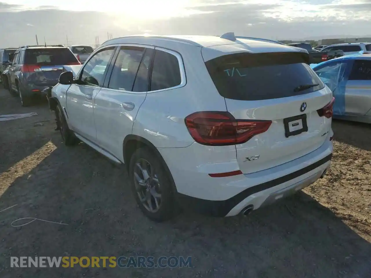 3 Photograph of a damaged car 5UXTY3C03M9E65636 BMW X3 2021