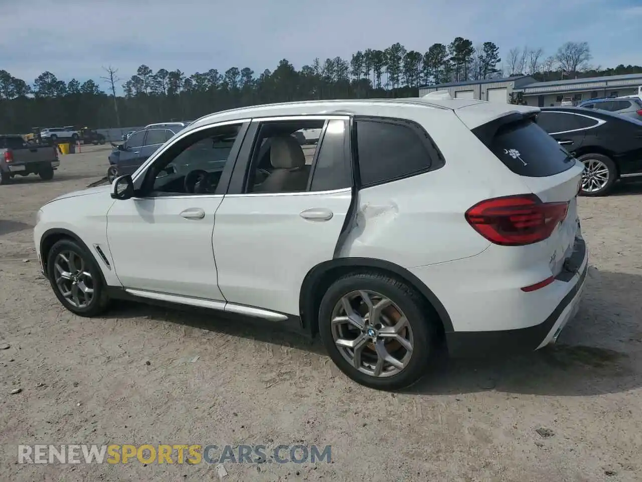 2 Photograph of a damaged car 5UXTY3C03M9F63436 BMW X3 2021
