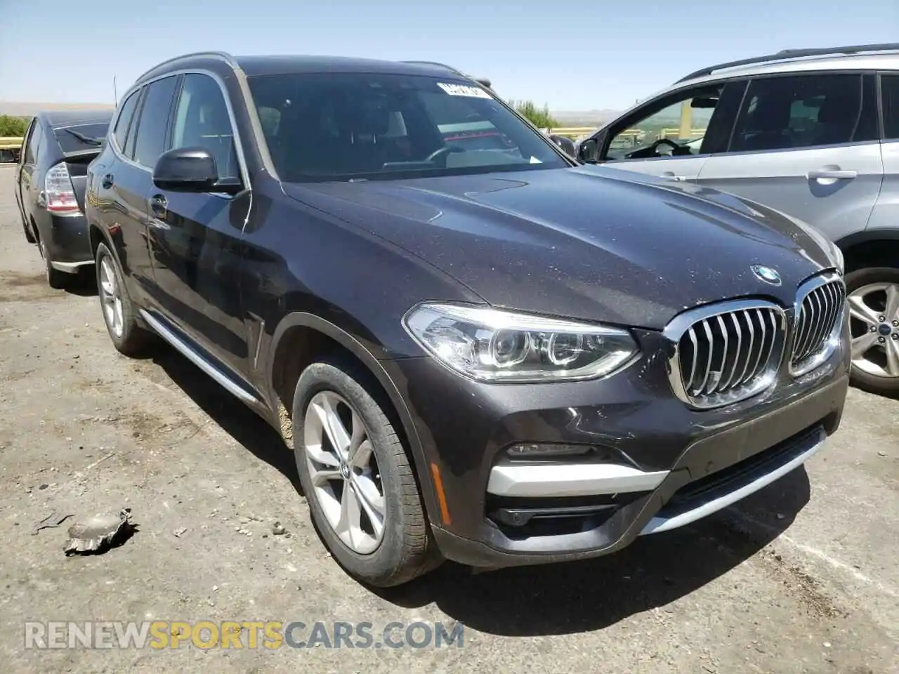 1 Photograph of a damaged car 5UXTY3C03M9H04022 BMW X3 2021