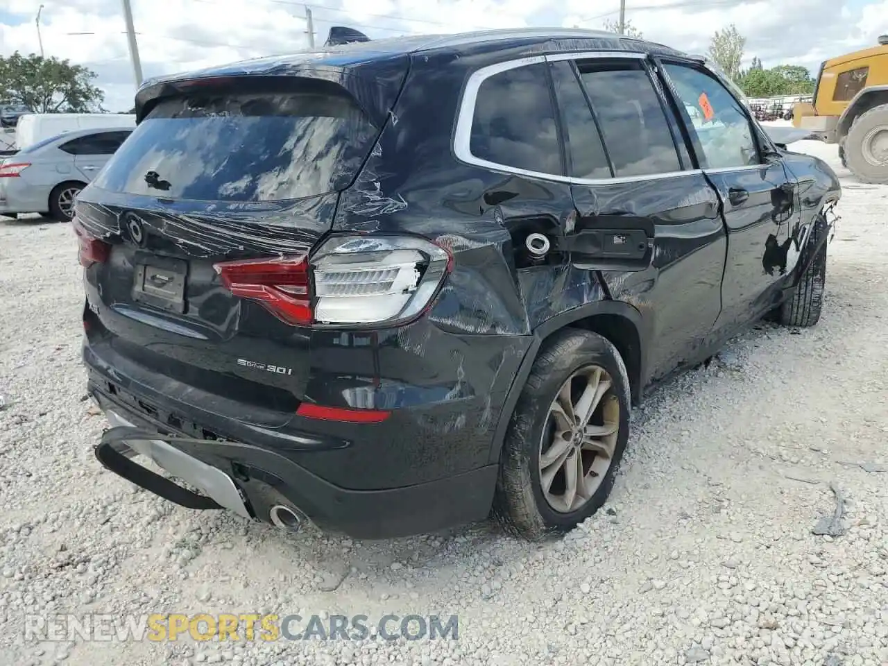 3 Photograph of a damaged car 5UXTY3C03M9H46559 BMW X3 2021
