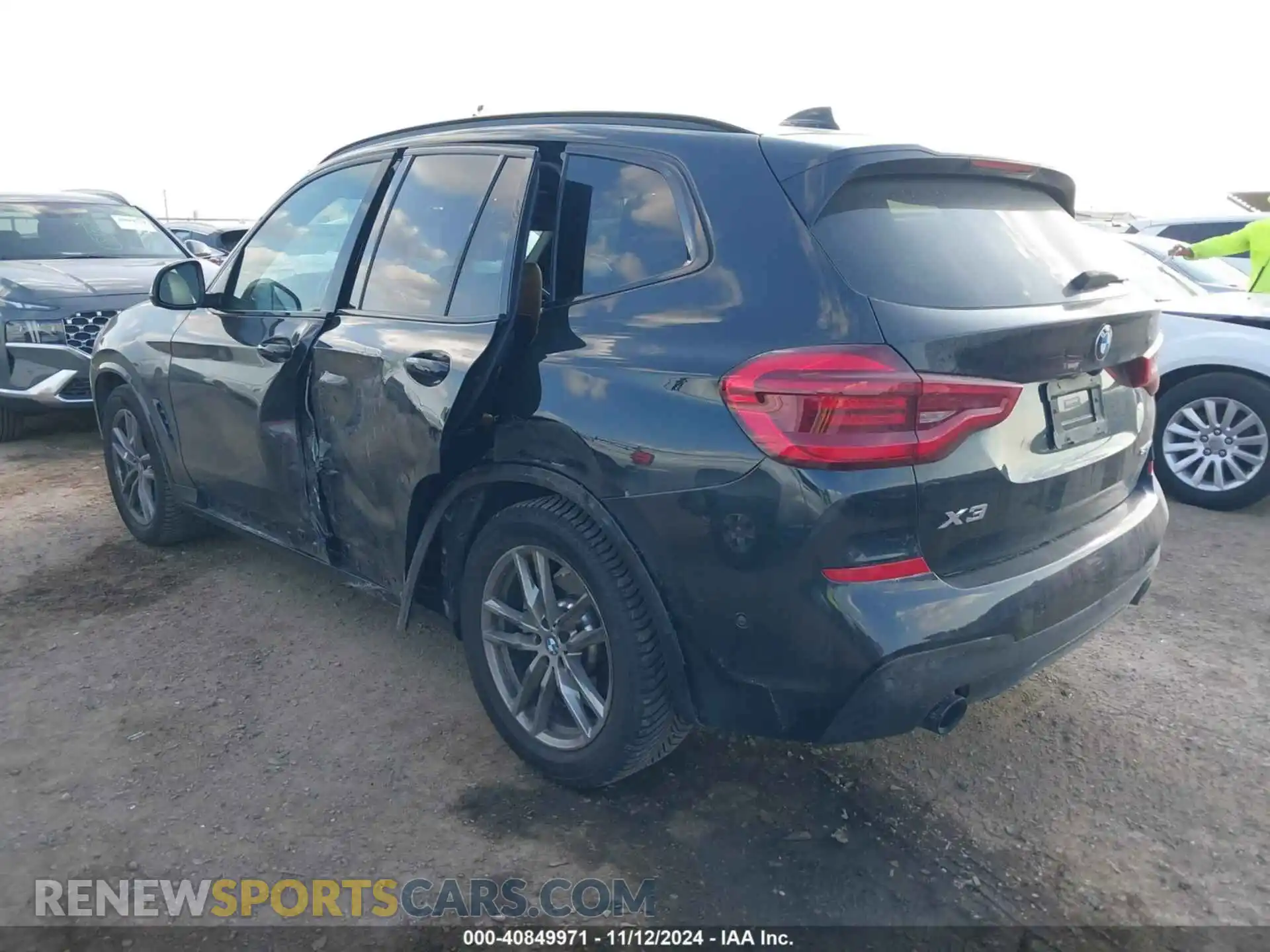 3 Фотография поврежденного автомобиля 5UXTY3C03M9H99388 BMW X3 2021