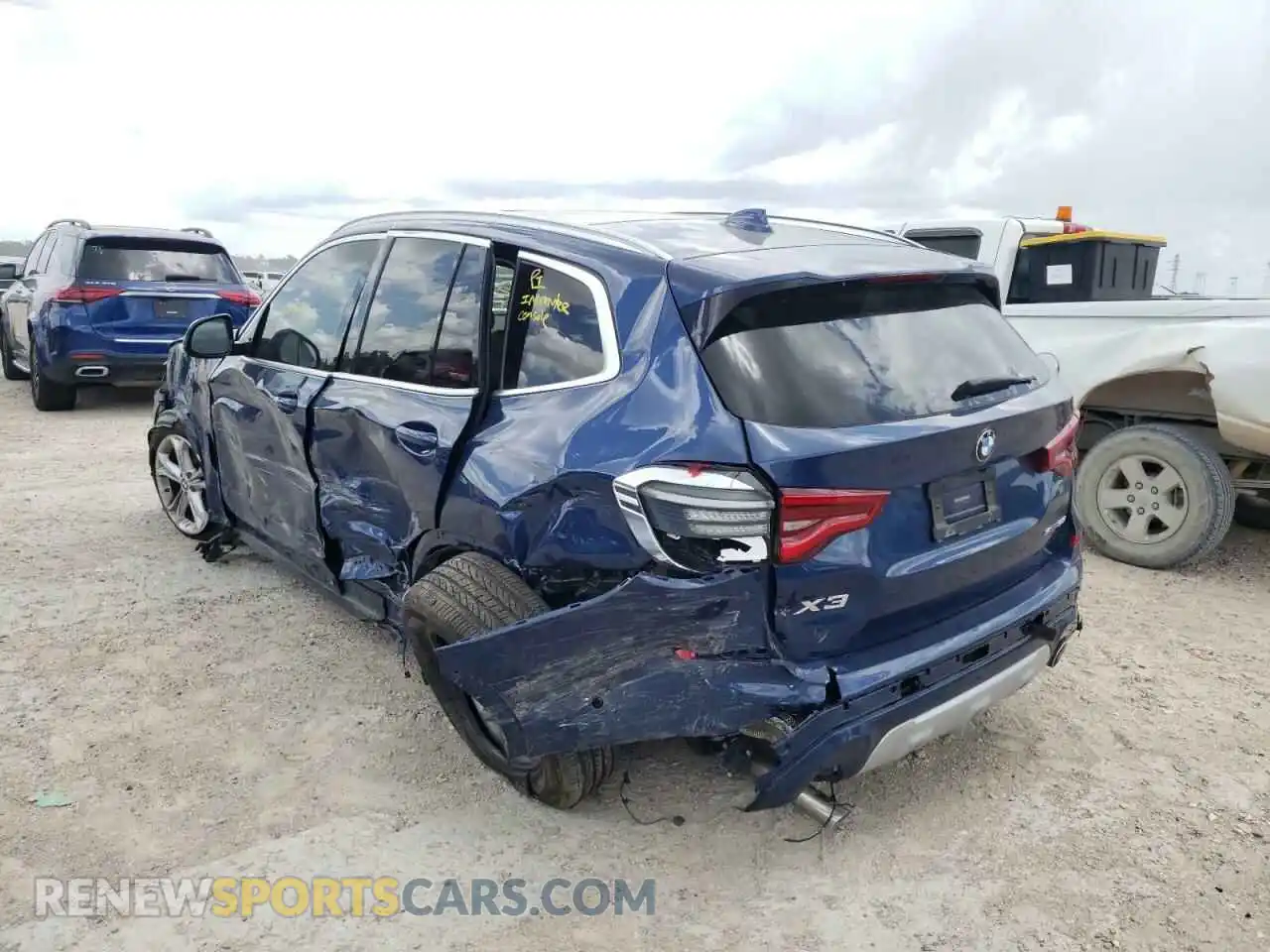 3 fotografías del automóvil dañado 5UXTY3C04M9E65600 BMW X3 2021