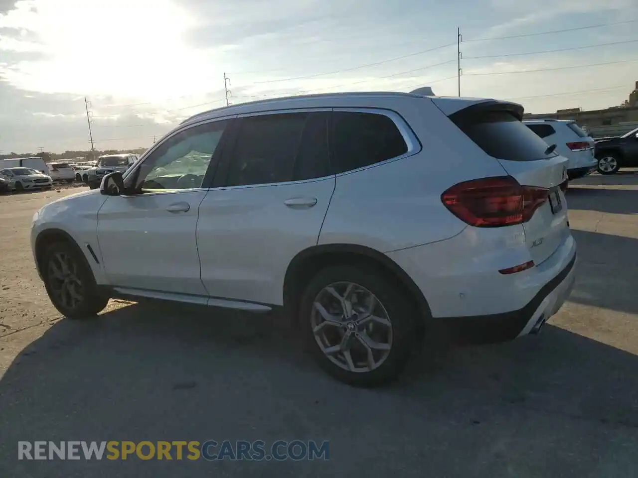 2 Photograph of a damaged car 5UXTY3C04M9G51802 BMW X3 2021