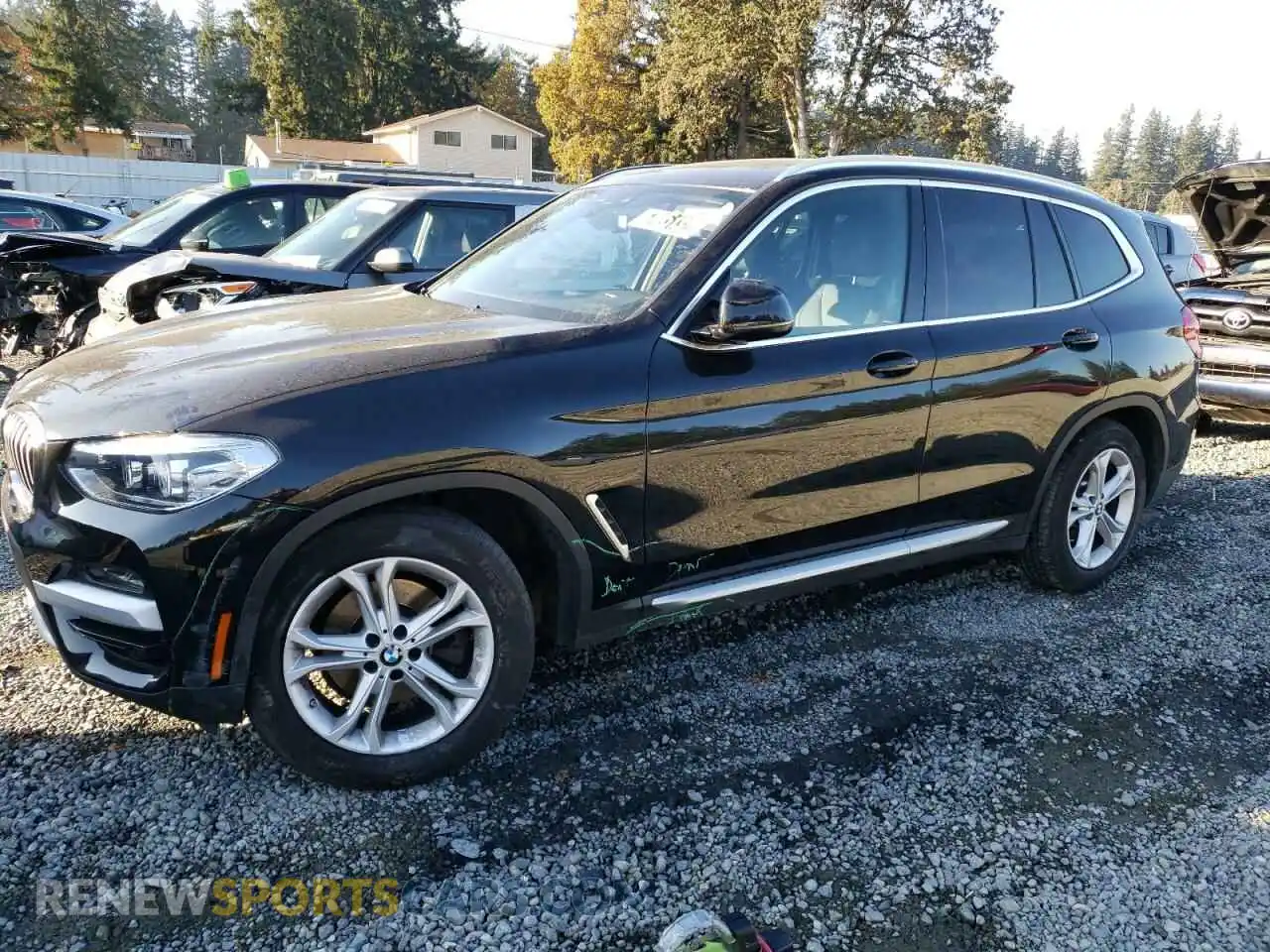 1 Photograph of a damaged car 5UXTY3C04M9G99574 BMW X3 2021