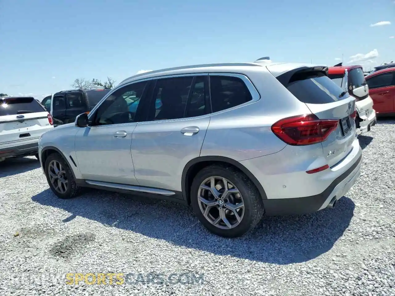 2 Photograph of a damaged car 5UXTY3C05M9E13988 BMW X3 2021