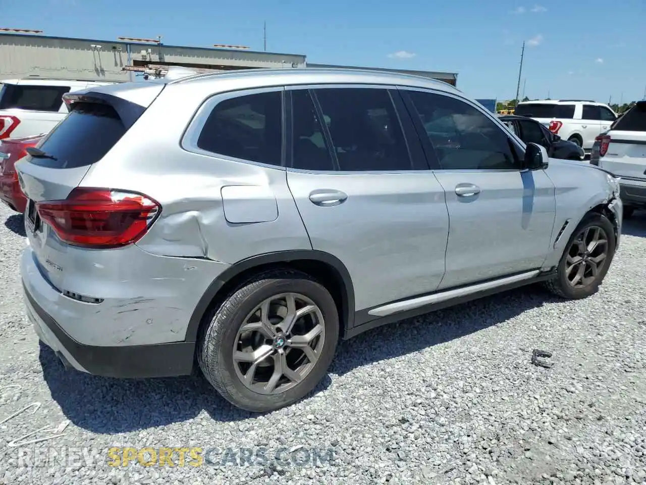 3 Photograph of a damaged car 5UXTY3C05M9E13988 BMW X3 2021