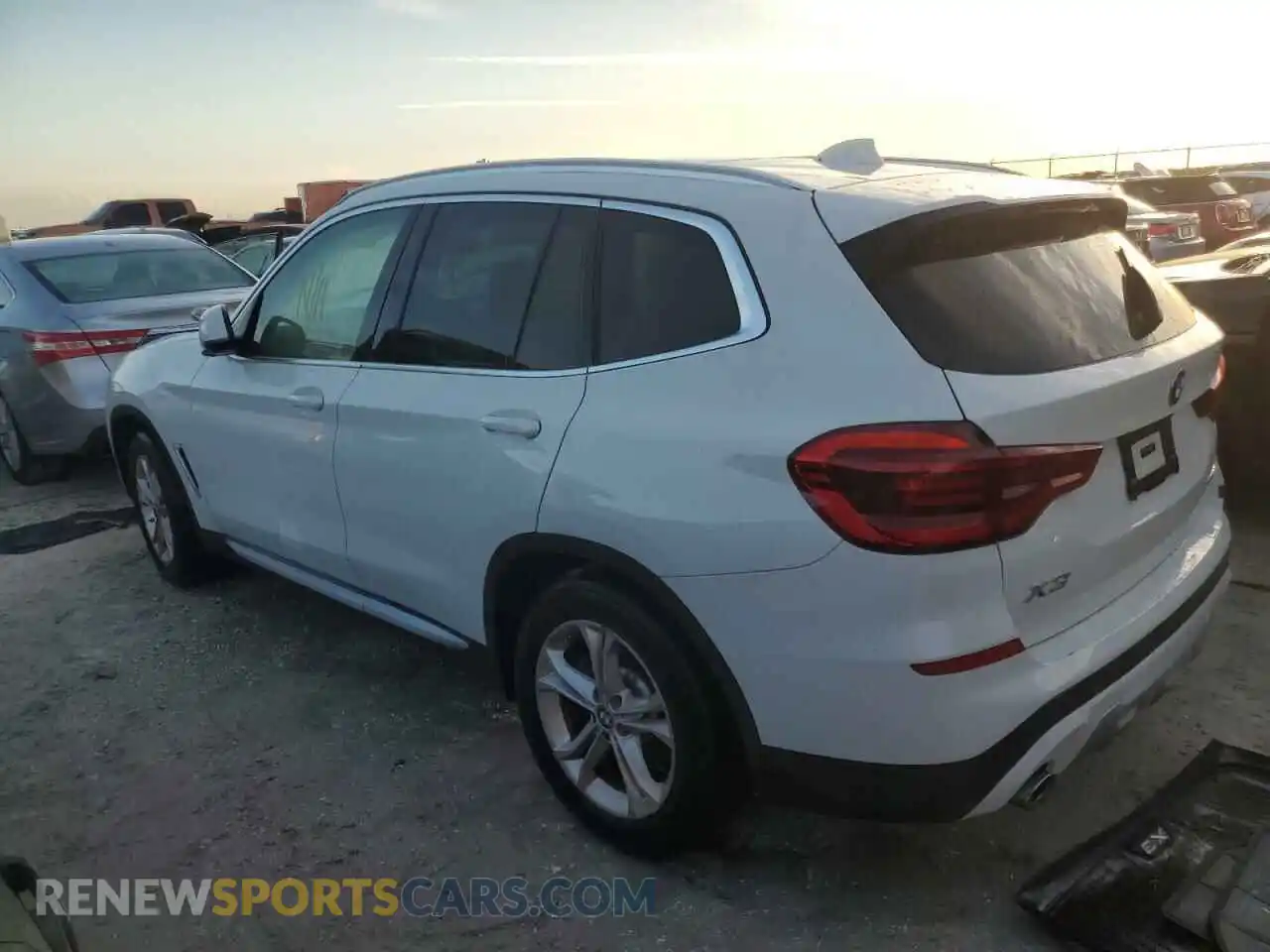 2 Photograph of a damaged car 5UXTY3C05M9F05408 BMW X3 2021