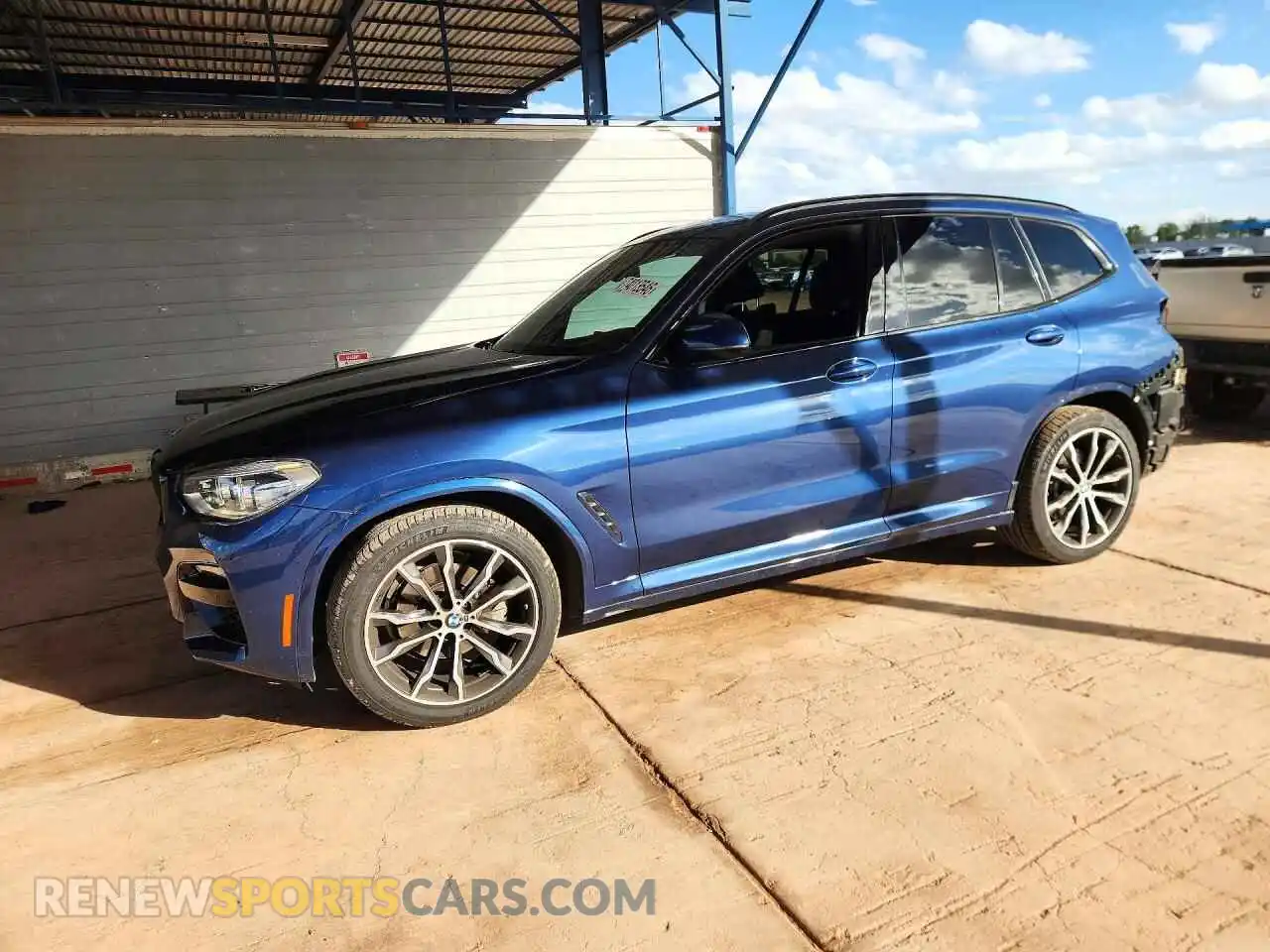 1 Photograph of a damaged car 5UXTY3C05M9F53779 BMW X3 2021