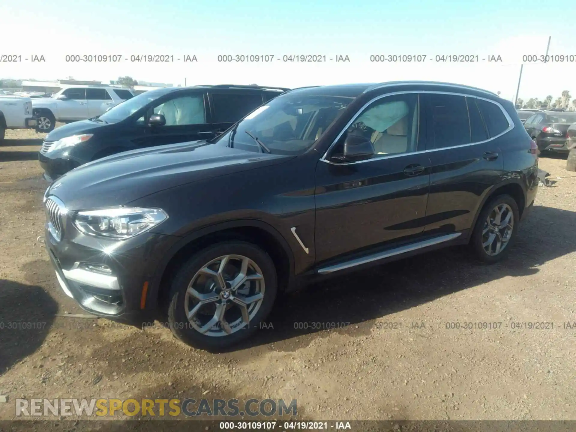 2 Photograph of a damaged car 5UXTY3C05M9F71750 BMW X3 2021