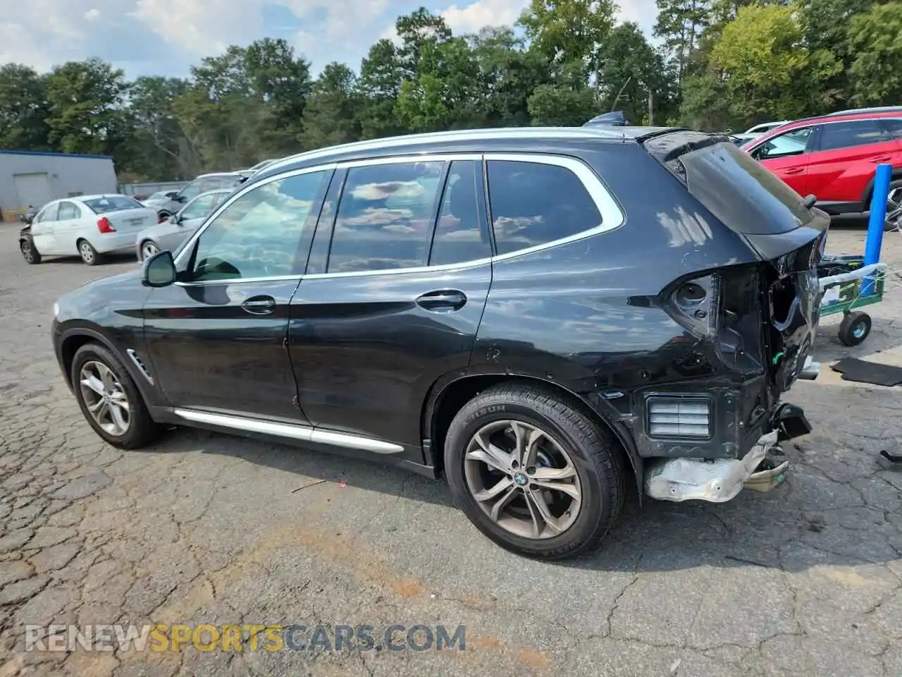 2 Photograph of a damaged car 5UXTY3C05M9G49511 BMW X3 2021